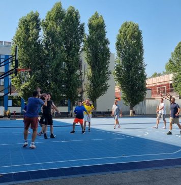 Ciprian Ciucu anunță că rămân în continuare deschise curțile școlilor din Sectorul 6