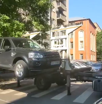 Clotilde Armand: „Nu mai parcaţi maşinile pe trecerile de pietoni” – VIDEO