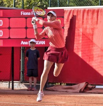Ana Bogdan şi Kristina Mladenovic au fost învinse în sferturile probei de dublu la Varşovia