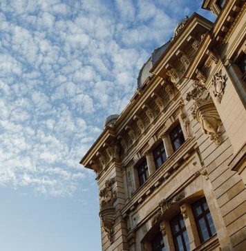 Valul de căldură se va intensifica în Bucureşti. Creşte probabilitatea pentru vijelii