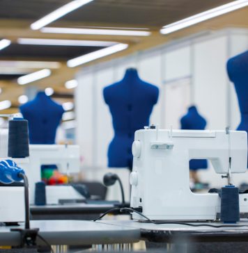 S-a dat startul producției pentru noua uniformă în Poliție. Cât va costa acum o uniformă