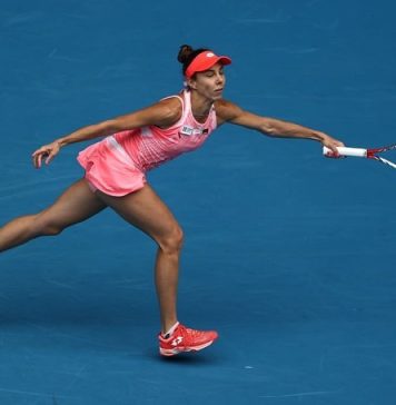 Mihaela Buzărnescu a pierdut în sferturile turneului de la Bastad, dar va juca finala de dublu