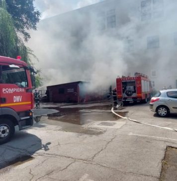Incendiu la o anexă a Operei Naționale București – FOTO
