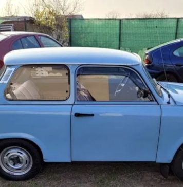 Cât a ajuns să coste un Trabant vechi, din 1990, „în stare impecabilă” – FOTO