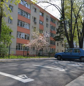 Primarul și viceprimarul Capitalei se contrazic pe parcări. Nicușor Dan: Rezidenții din centru nu vor avea un loc de parcare rezervat