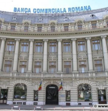 BCR va permite retragerea euro de la bancomate
