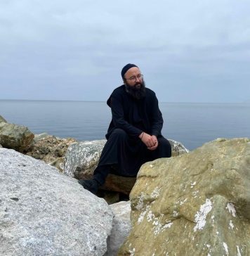 Preotul Visarion Alexa a recunoscut acuzațiile de agresiune sexuală. Anunțul Patriarhiei