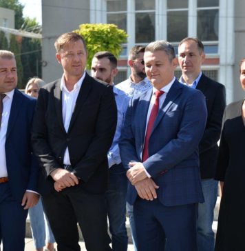 Hubert Thuma (CJ Ilfov): Consiliul Județean Ilfov oferă rechizite gratuite pentru 1.251 de elevi