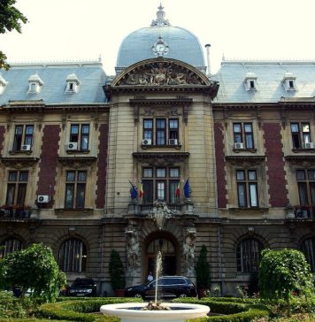 Șefă de serviciu din Ministerul Agriculturii, sub control judiciar. DNA o acuză că ar fi luat mită de 36 de ori