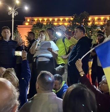 Şoşoacă – acuzaţii grave: Am fost lovită de oamenii lui George Simion; Dan Tănasă (AUR) infirmă incidentele