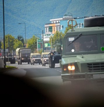 Convoaie cu tehnică militară franceză vor sosi în România