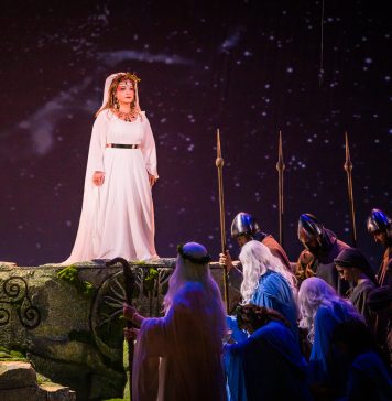 Elena Moșuc, invitată în „Norma” din octombrie, pe scena Operei Naționale București