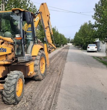 Ilfov: Lucrări de refacere a infrastructurii rutiere pe două străzi din localitatea Glina