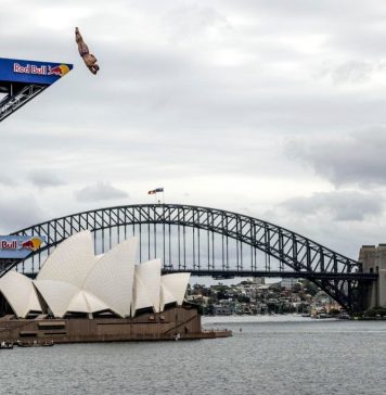 Cătălin Preda a încheiat pe podium circuitul Red Bull Cliff Diving