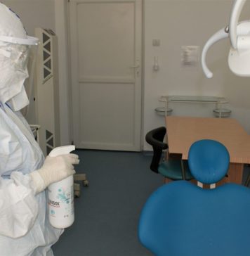 Primăria București a vândut primele 2 cabinete medicale prin licitaţie cu strigare. Preţ total de 90.500 de euro