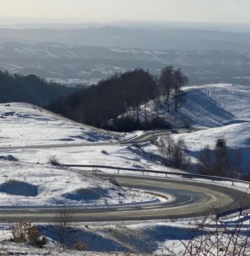 Circulaţia pe anumite sectoare ale drumurilor Transalpina şi Transfăgărăşan se închide de joi, din cauza condiţiilor meteorologice