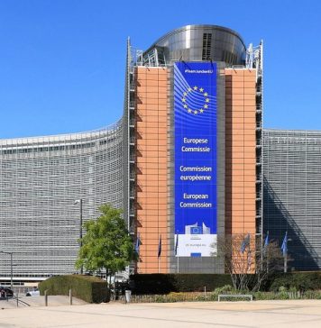 Comisia decide să înregistreze o nouă inițiativă, care se referă la Ziua europeană Whatever it takes