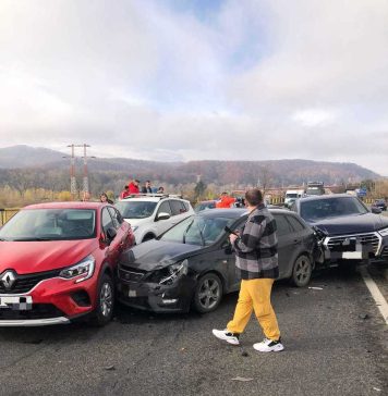 Accident în lanț pe DN1 cu șapte mașini implicate / Traficul rutier, blocat spre Capitală