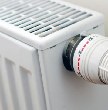 Bucureștiul ar putea rămâne fără căldură și apă caldă la iarnă. Compania de termoficare, la un pas de executare silită