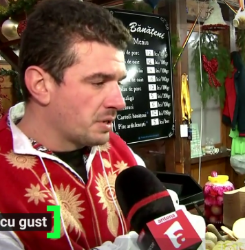 Un fost dinamovist vinde mâncăruri tradiţionale la Târgul de Crăciun din Bucureşti