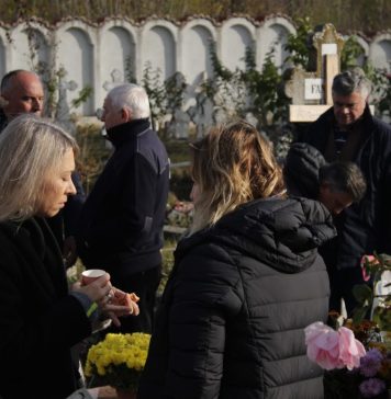 FOTO + VIDEO | Generația de Aur, la mormântul lui Didi Prodan, la 6 ani de la moartea sa