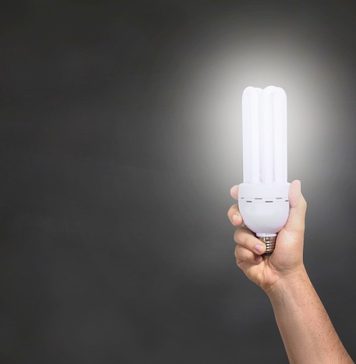 Un ONG românesc va instala 100.000 de becuri LED în România și Republica Moldova