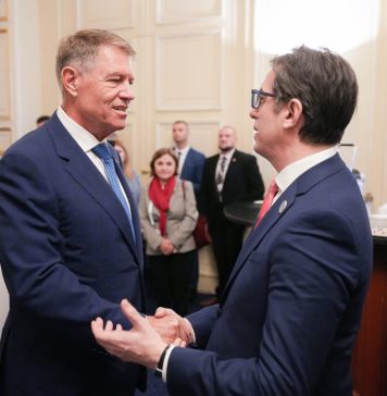 President Iohannis meets North Macedonia’s Pendarovski at Paris Peace Forum
