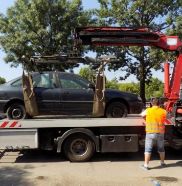 O mașină folosită de Nicușor Dan a fost ridicată de pe o stradă din Sectorul 5