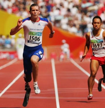 Un fost atlet paralimpic britanic, selectat pentru a deveni primul „parastronaut”