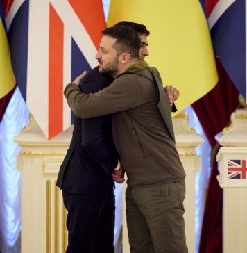 Londra va livra Ucrainei cantităţi mari de muniţie pentru artilerie