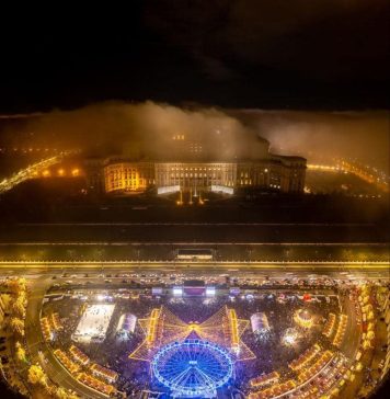 Peste 900.000 de vizitatori au trecut pragul Târgului de Crăciun din Piaţa Constituţiei