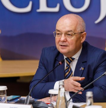 Un clujean a plătit 9.000 de lei pentru a bea o cafea cu Emil Boc