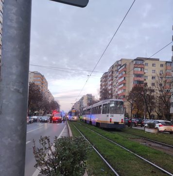 NEWS ALERT O fetiță a fost lovită de tramvai pe Calea Rahovei
