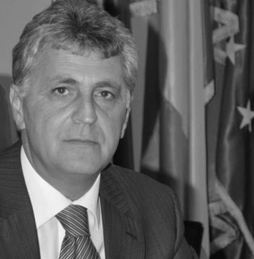 A murit fostul ministru Mircea Duşa. Politicianul suferea de cancer