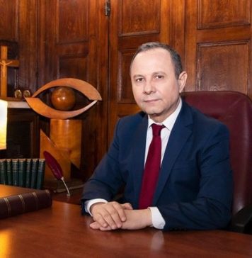 Aurelian Pavelescu: Fără petrolul și gazele, pădurile și băncile din România, Austria ar intra imediat în faliment! Boicot total!