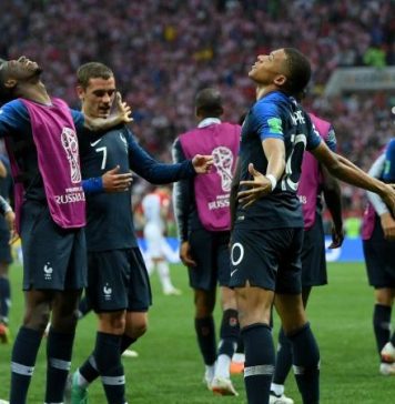 Actorul Mihai Mălaimare spune că Mondialul din Qatar reprezintă „o palmă solidă dată nesimțirii globaliste de pretutindeni”