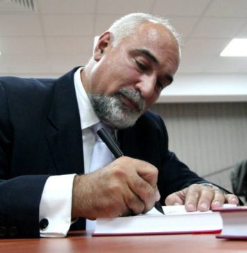 Vosganian: România nu are politică externă, nu este o voce în plan internaţional, ci este ecoul vocilor altora; liderii occidentali trebuie să înceteze să-şi mai bată joc de ţara noastră