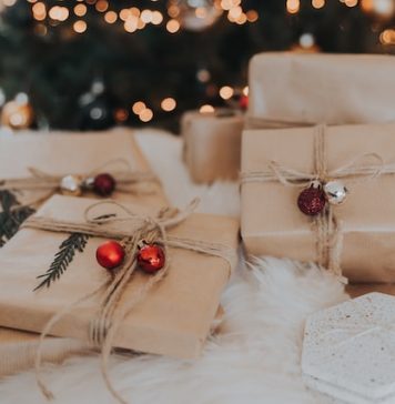 Survey: Romanian employees allocate in 2022 gift budget by 40% lower than last year