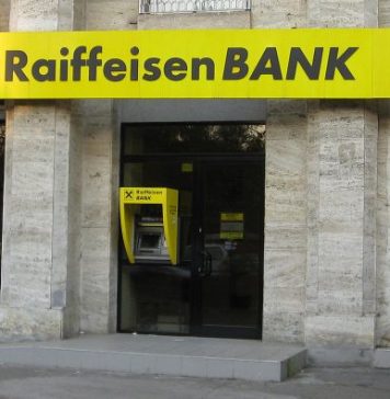 Sucursală Raiffeisen, vandalizată la Cluj-Napoca: „Nazi bank”, este mesajul scris pe pereţi