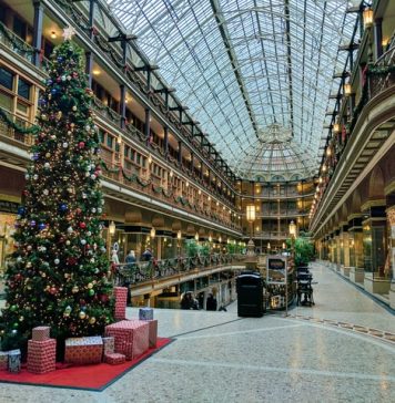 Mulți români au petrecut Ziua Națională la mall