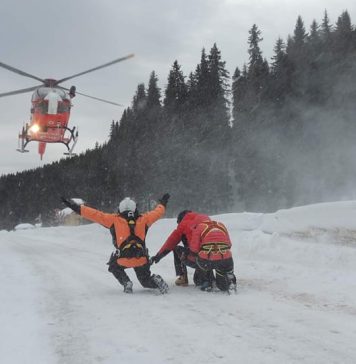 Mountain rescuers receive 22 calls in last 24 hours, 21 people rescued, seven rushed to hospital