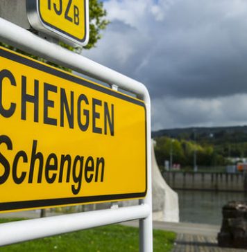 Viena îl contrazice pe Bode: „În ultimele săptămâni, ministrul Karner i-a explicat dlui Bode că Austria nu poate vota aderarea României la Schengen”