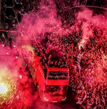 VIDEO | Leii din Atlas, primiţi ca nişte eroi la întoarcerea în Maroc