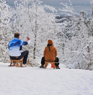 Cele mai frumoase destinații de iarnă din România unde poți ajunge cu trenul