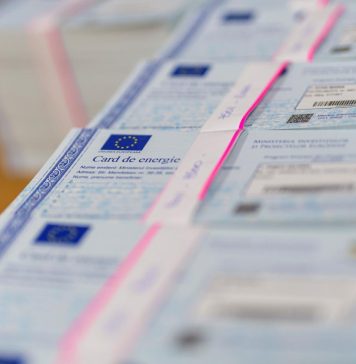 Românii riscă amenzi de 6.000 de lei, dacă folosesc greşit cardul de energie