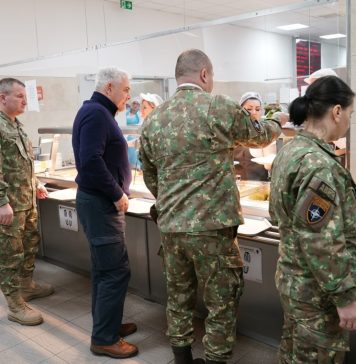 Minister Tilvar, visiting Romanian air defense detachment Sky Guardians, in Poland