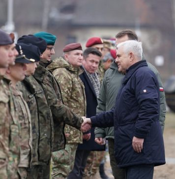 Romanian Defense Minister discusses with Polish counterpart Blaszczak about security situation in the region