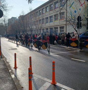 Scrisoare deschisă către Primăria Sectorului 2 pentru modificarea proiectului “Kiss & Ride” din zona Pescărușului. Oamenii cer soluții eficiente și amenință cu acțiuni de protest