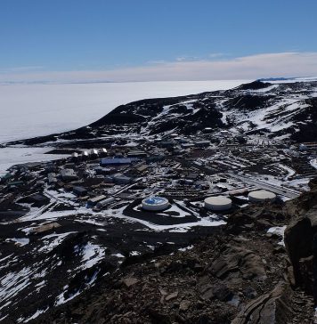 STUDIU/ Jumătate dintre gheţarii lumii riscă să dispară până în anul 2100