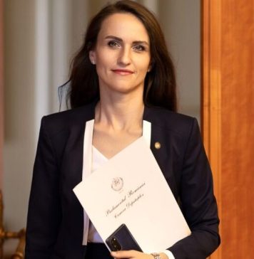 Românii vor putea cumpăra vechime în muncă până în 2026. USR a depus proiect de lege